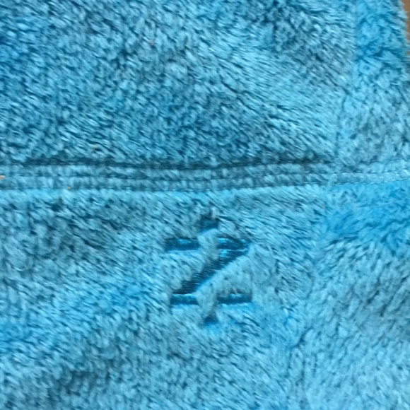 IZOD zip pullover sweater - Picture 4 of 4